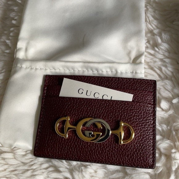 - NWT Gucci Zumi Burgundy Leather Card Holder Wallet Metal GG Logo 570679 … - Picture 8 of 9